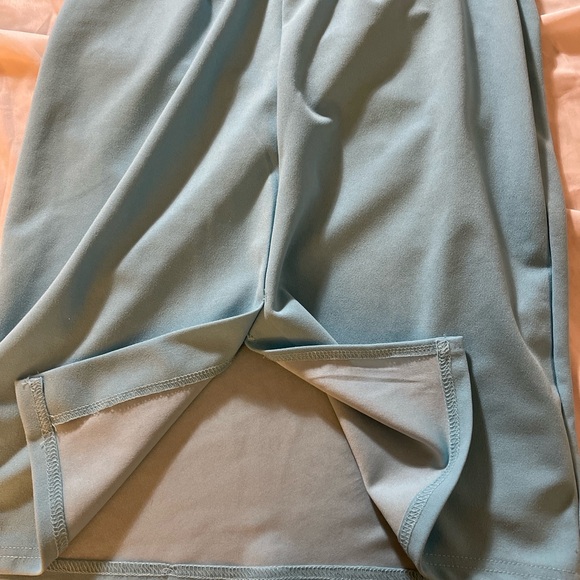 Women’s Sheath Dress Ruffle Front Sleeveless Knee Length Medium Lined Back Zip - Picture 8 of 12